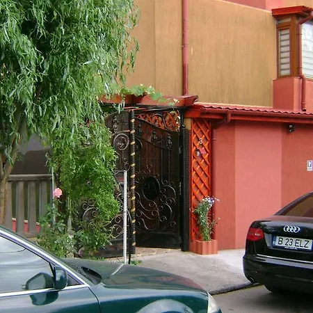 Mihai بيت ضيافة